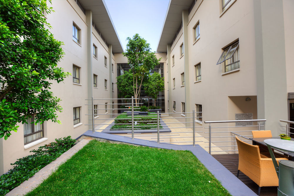 City Lodge Hotel At Or Tambo International Airport Kempton Park Exteriér fotografie