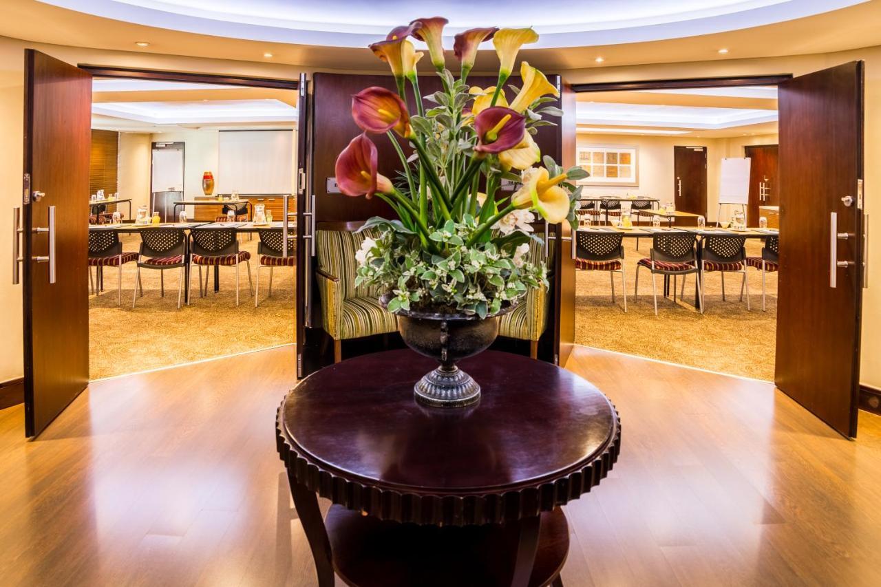 City Lodge Hotel At Or Tambo International Airport Kempton Park Exteriér fotografie